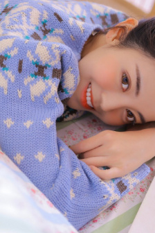 通天塔菊地凛子